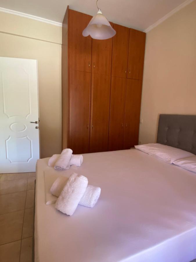 Eleana'S Apartments Gouvia Esterno foto
