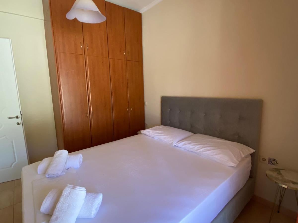 Eleana'S Apartments Gouvia Esterno foto
